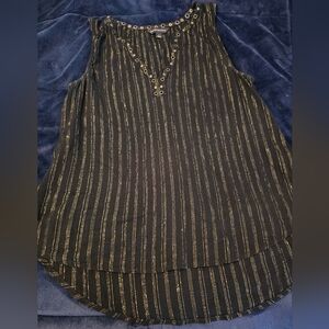 Sleeveless stripe top